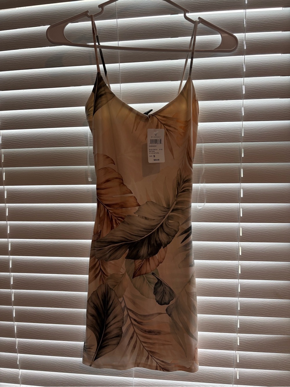 NWT Windsor Leaf Body Con Dress